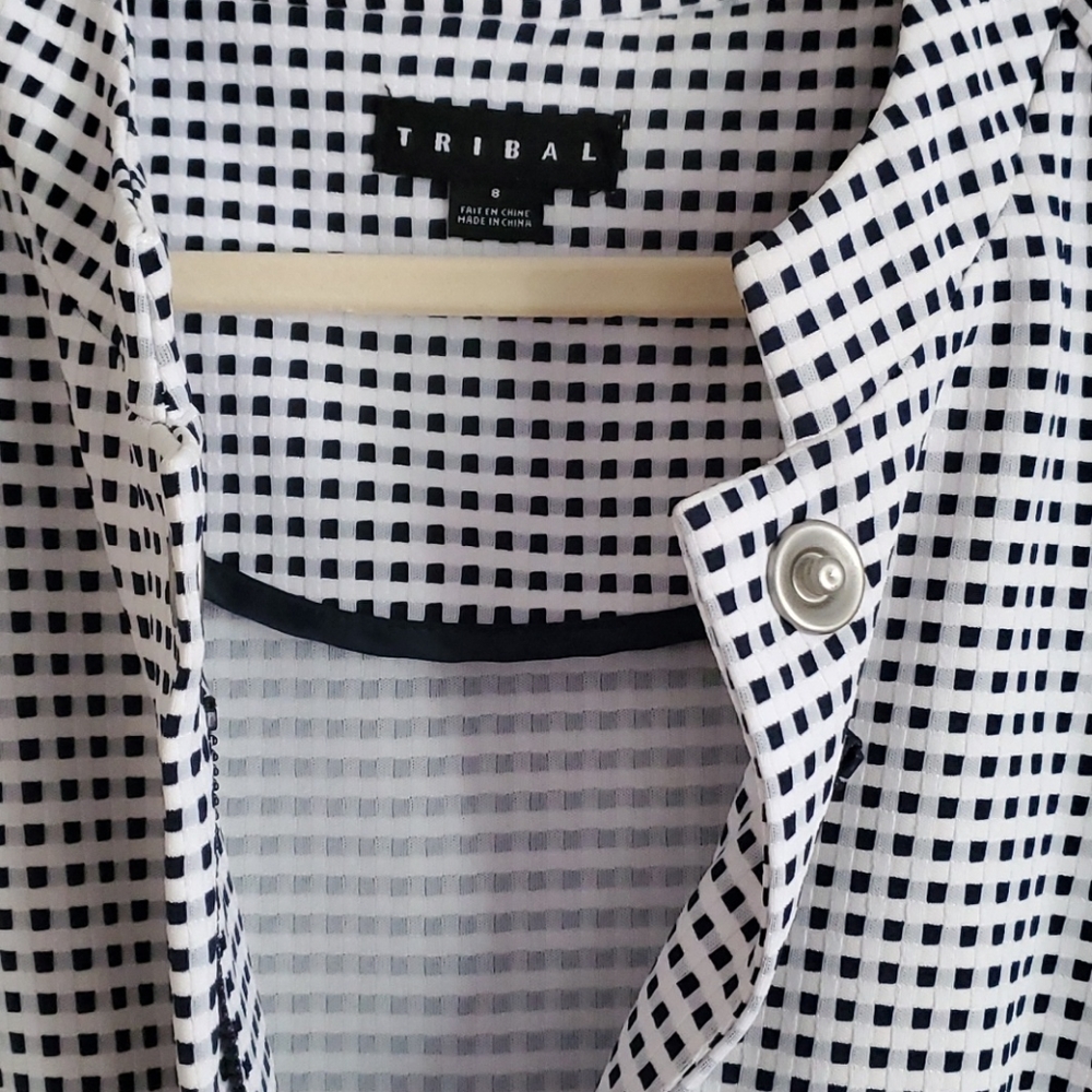 Jacket - Picture 4 of 4